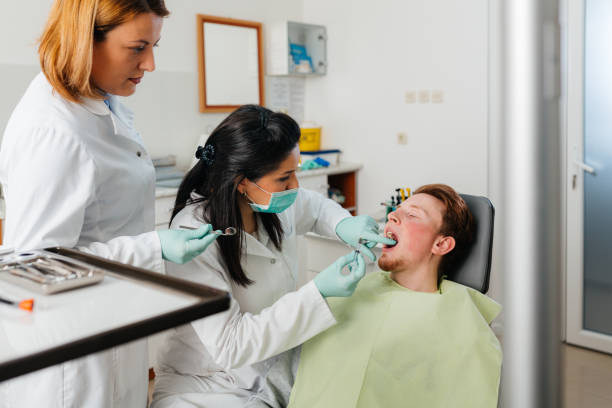 Best Emergency Dental Care for Broken or Chipped Teeth in New Deal, TX